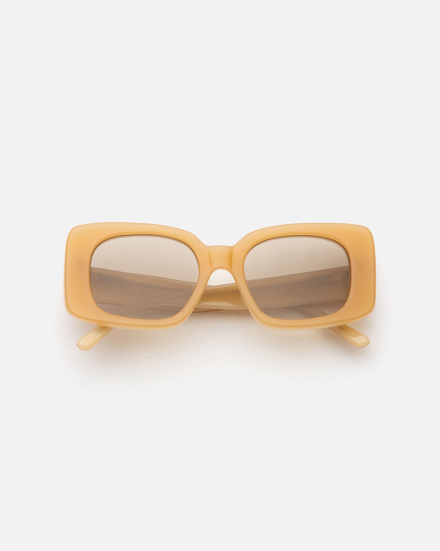 LU—GOLDIE Coco Sunglasses in Honey – Lu Goldie display picture 2