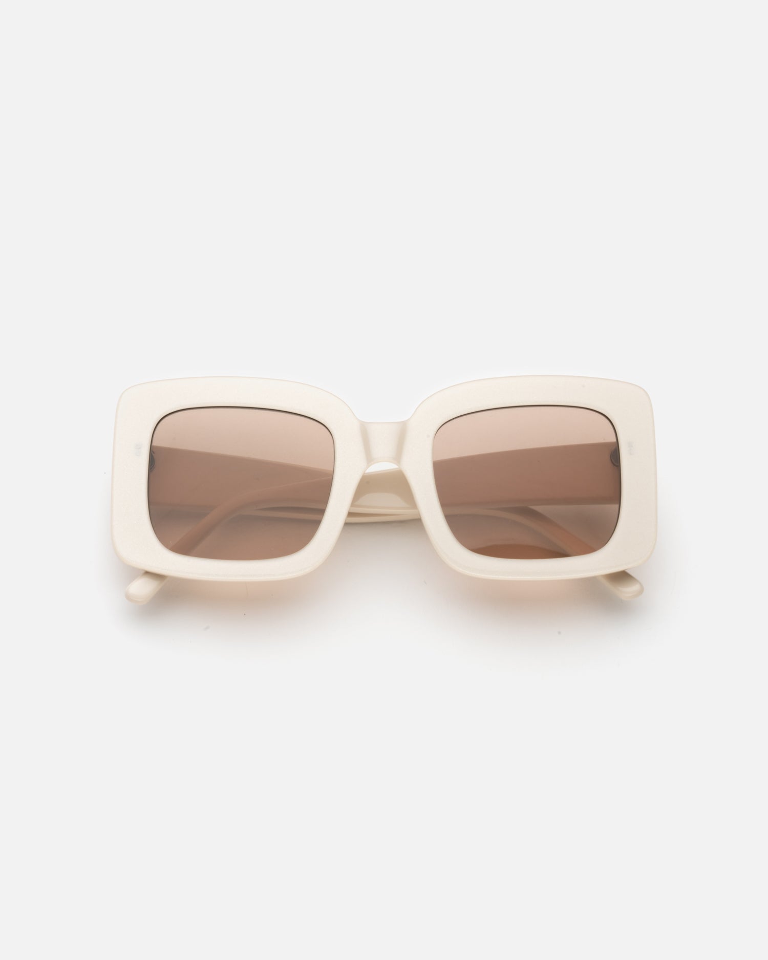 Lu Goldie Sunglasses with White Case Lu Goldie Aurora - AirRobe main image 4
