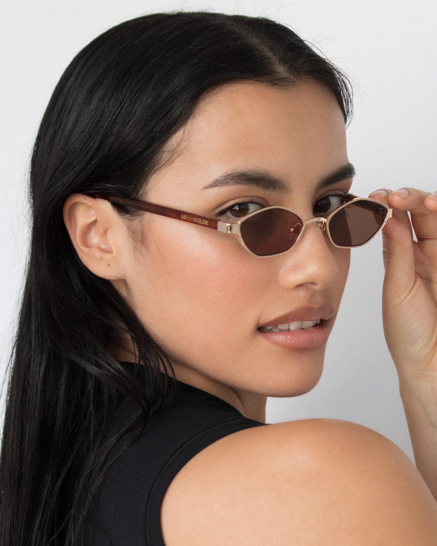 LU—GOLDIE Farrah Sunglasses in Chestnut – Lu Goldie