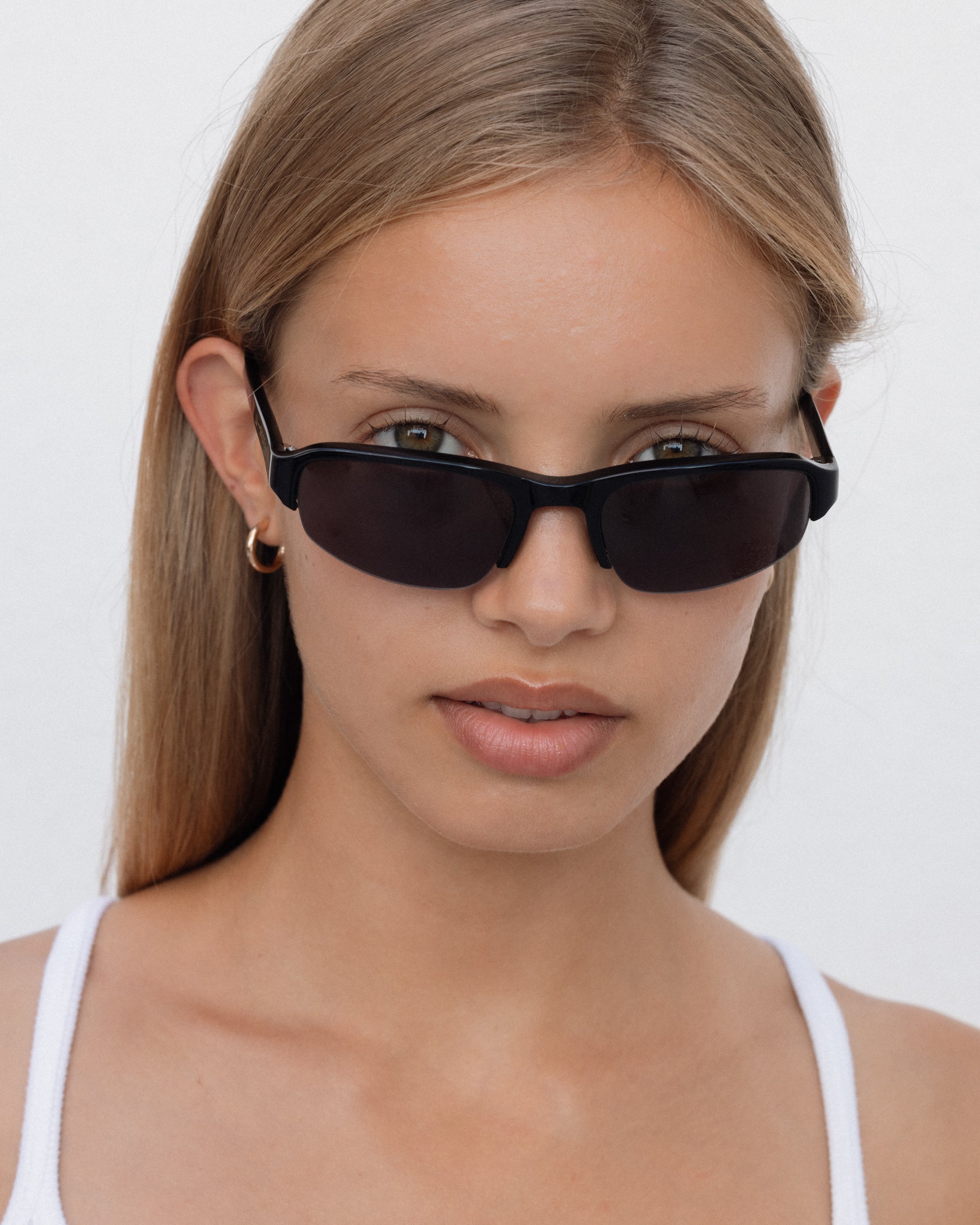 LU—GOLDIE Gia Sunglasses in Black – Lu Goldie