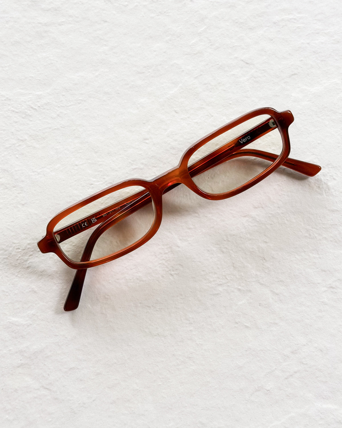VERA Chestnut