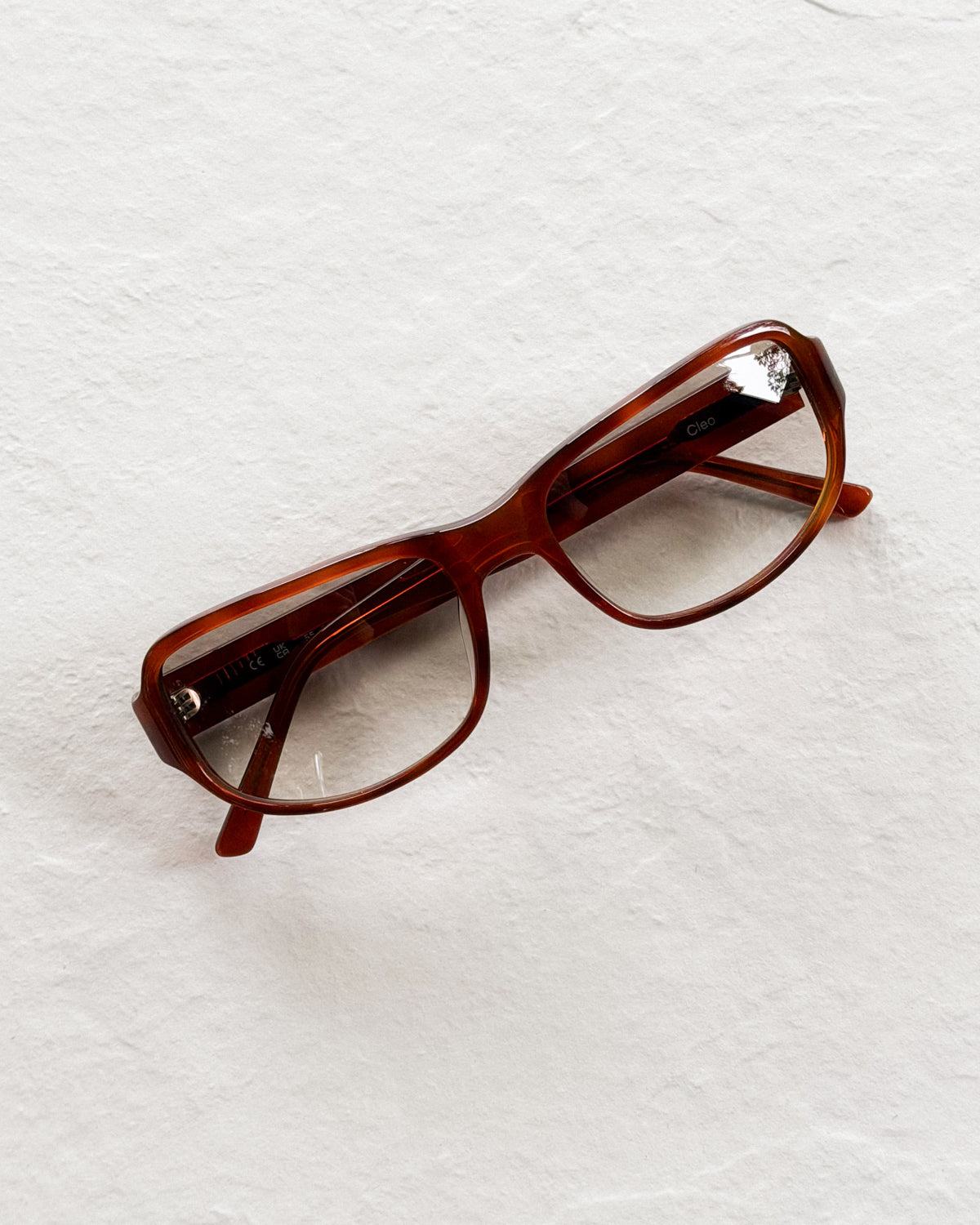 CLEO PROTO Chestnut