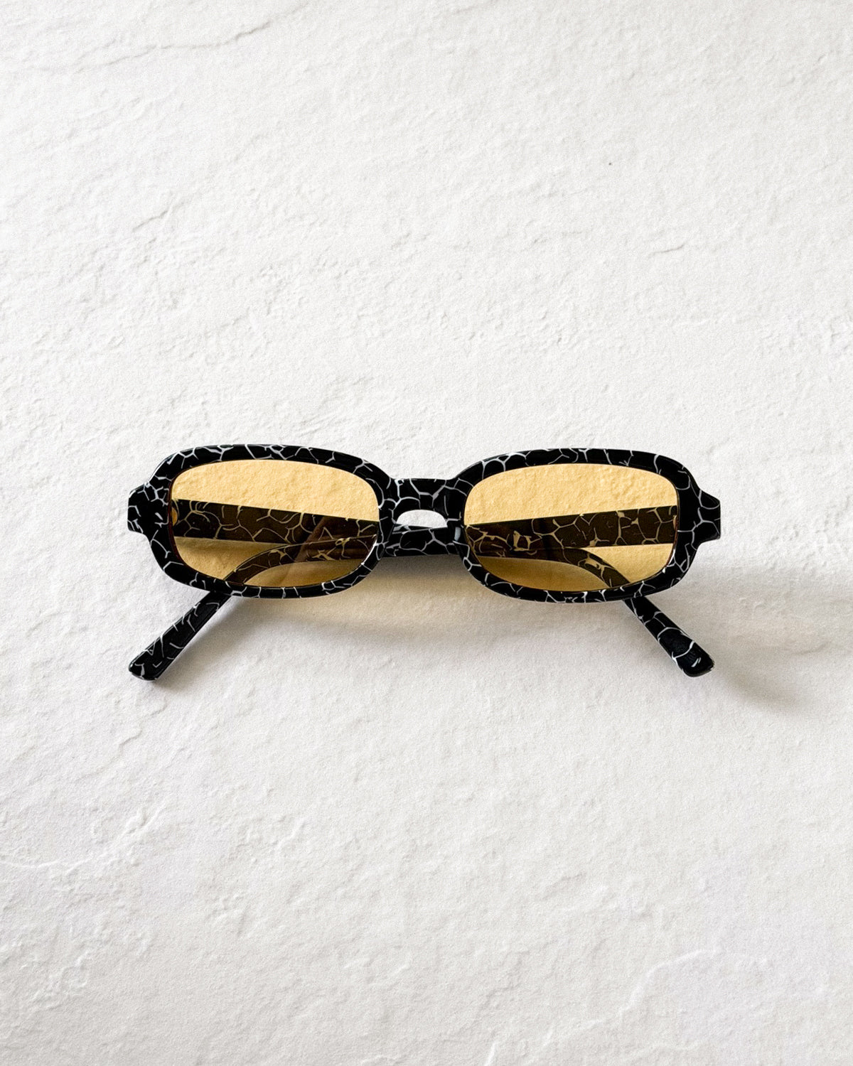 MARTINE Black Crackle