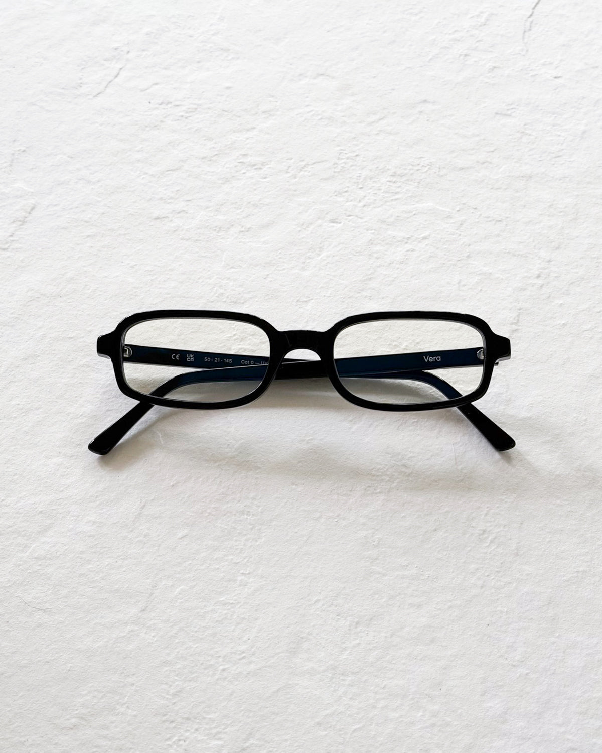 VERA Black Blue Light