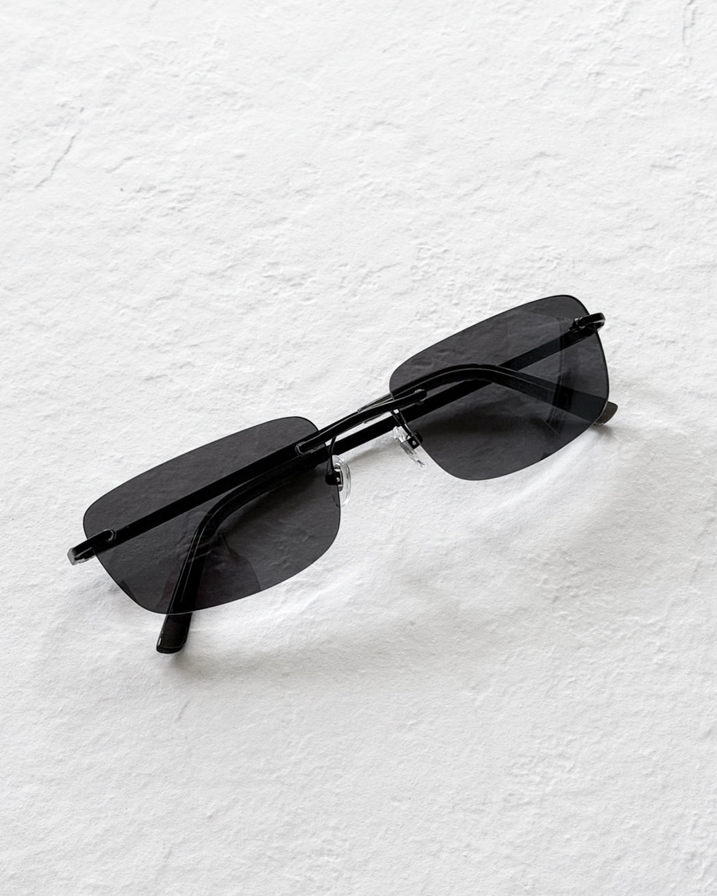 PARIS Black