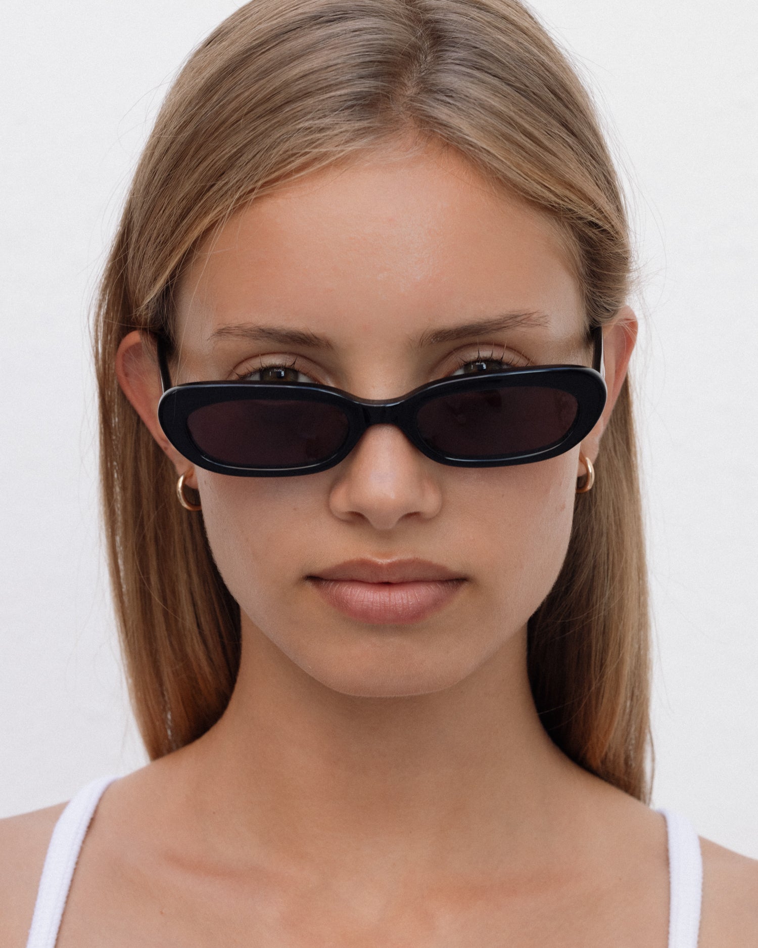 ずっと気になってた LU—GOLDIE Lola Sunglasses in Black – Lu Goldie 小物