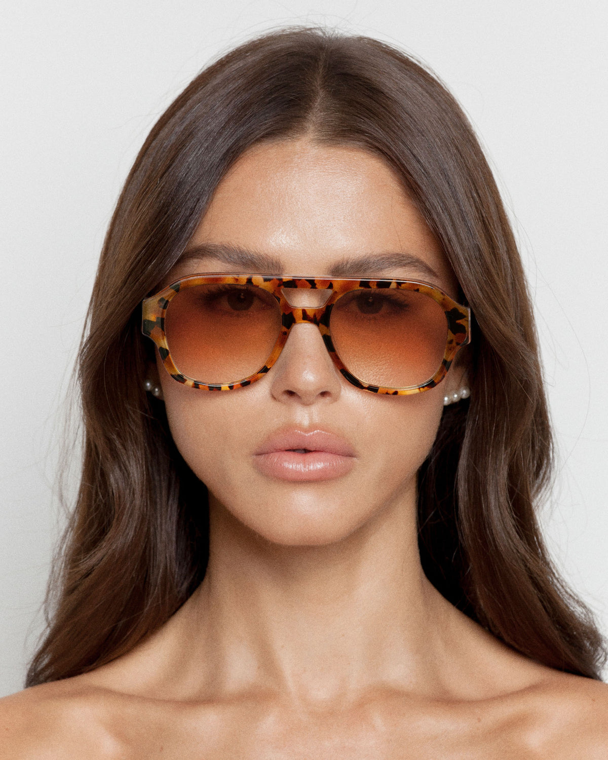 Ruby Tan Ruby – Lu Goldie